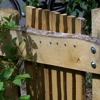 Gartenzaun - gespaltenes Element Gartenzaun